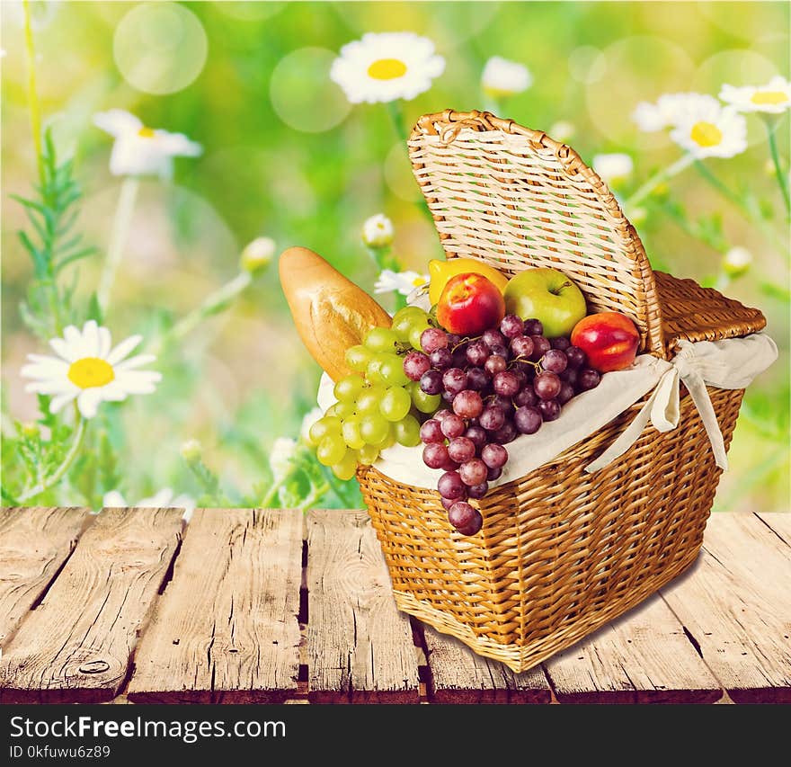 Picnic picnic basket basket food wine wicker bread