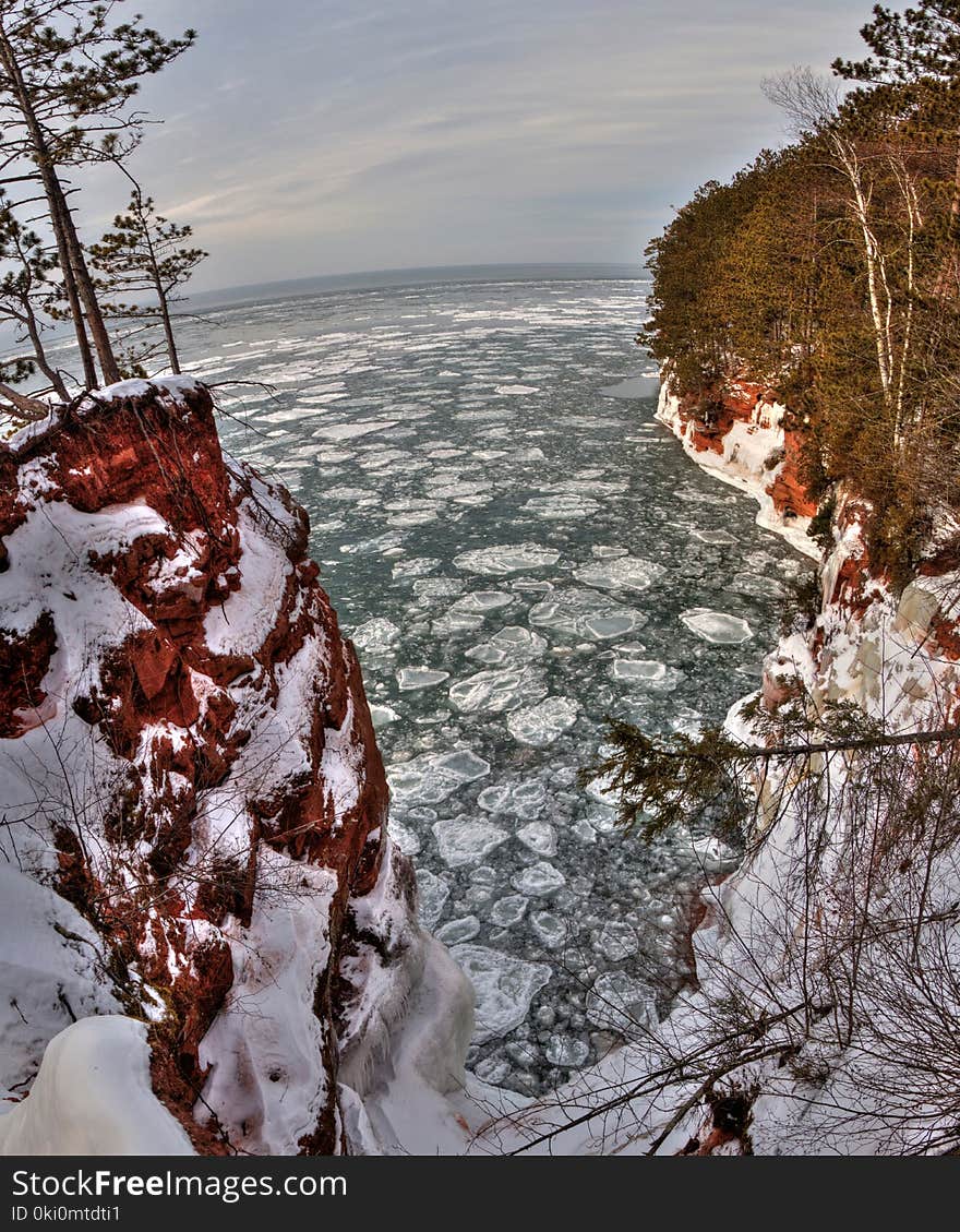 The Apostle Islands National Lake Shore Are A Popular Tourist Destination On Lake Superior In Wisconsin