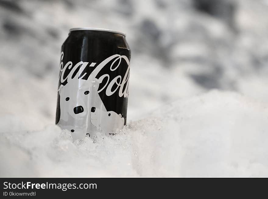 Coca-cola On Snow