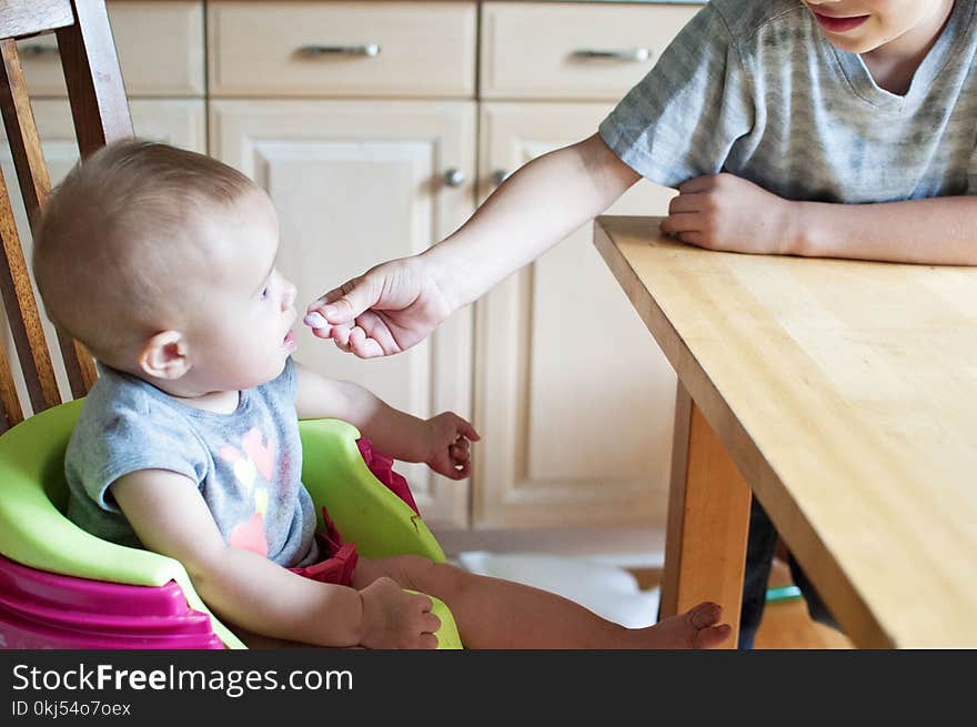 Baby&#x27;s Green and Purple Highchair