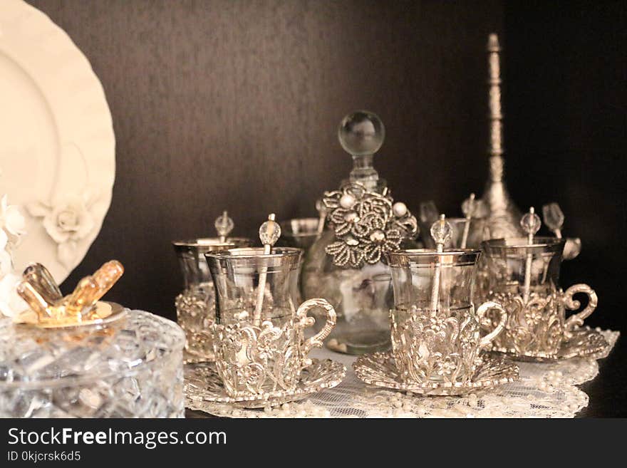 Tableware, Serveware, Glass, Porcelain