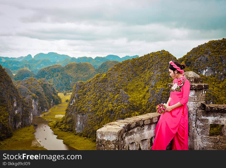 Women&#x27;s Pink Traditional Dress