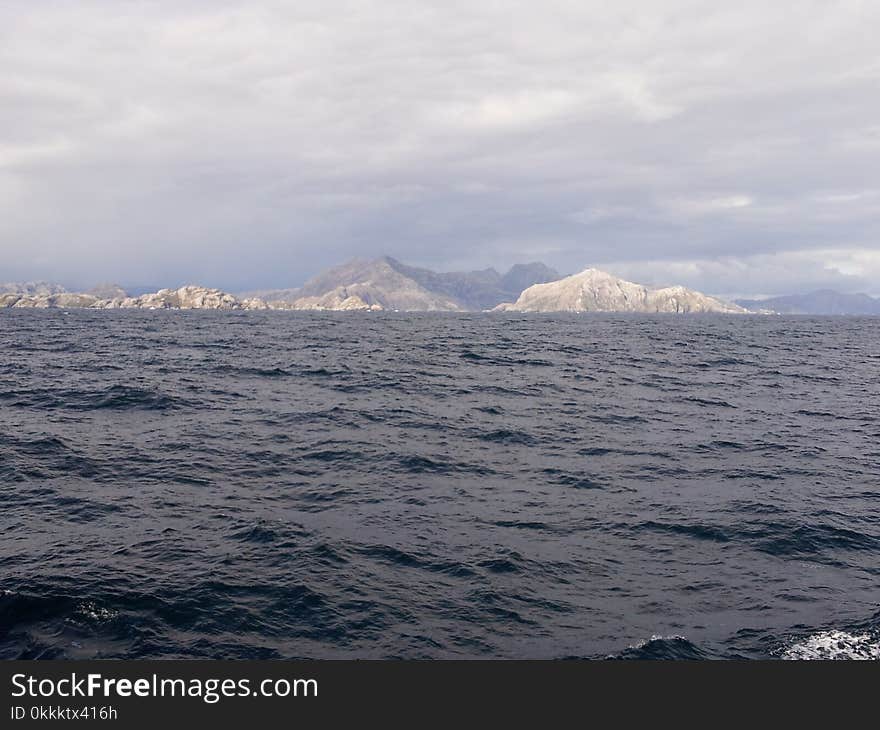 Sea, Ocean, Sky, Coastal And Oceanic Landforms