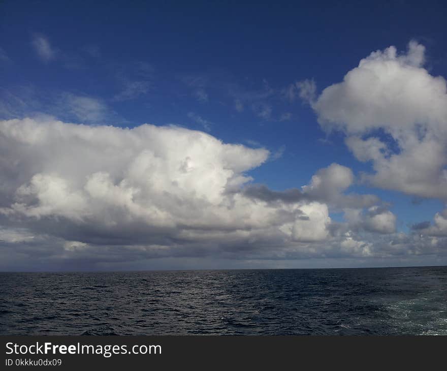 Sky, Cloud, Horizon, Sea