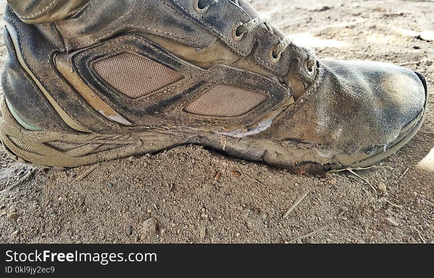 Footwear, Shoe, Outdoor Shoe, Soil