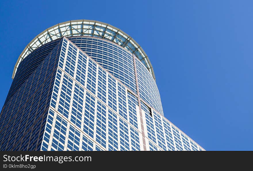 Worm&#x27;s Eye View Photography of Blue and White City Building