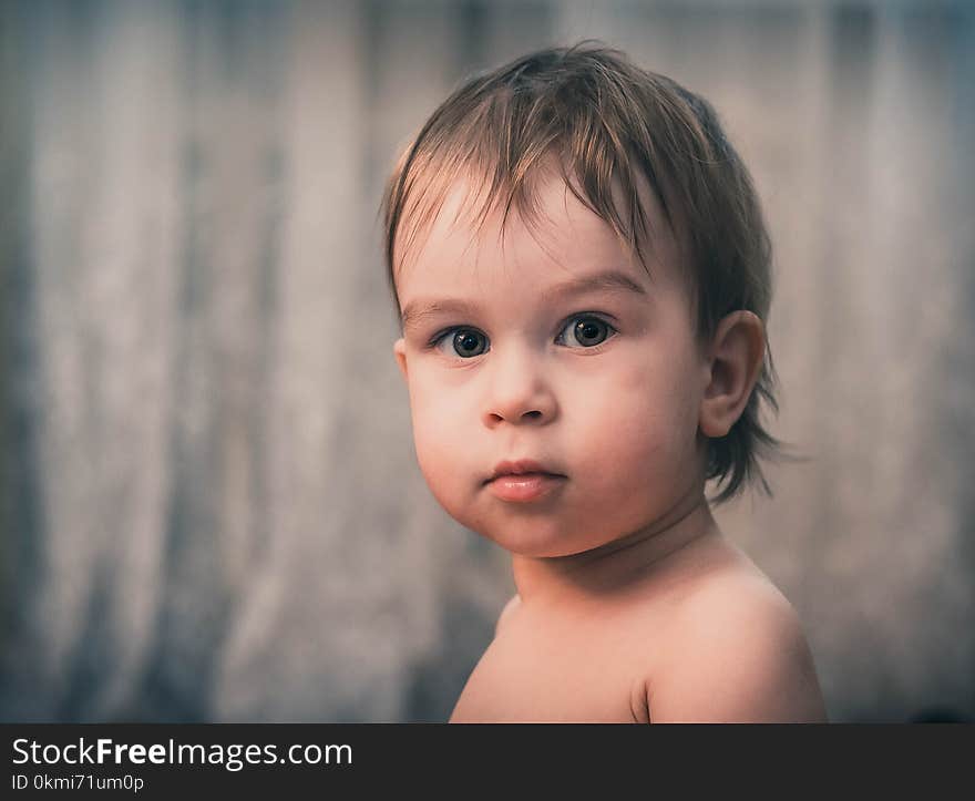 Close-up Photo of Toddler&#x27;s Face