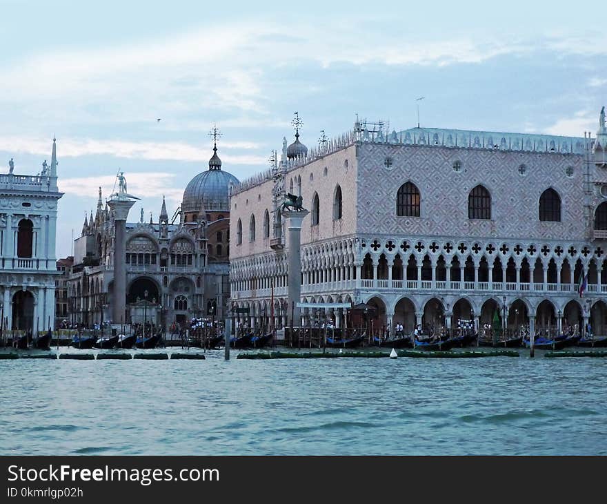 Waterway, Building, Sea, Palace