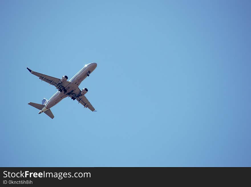 White Airliner