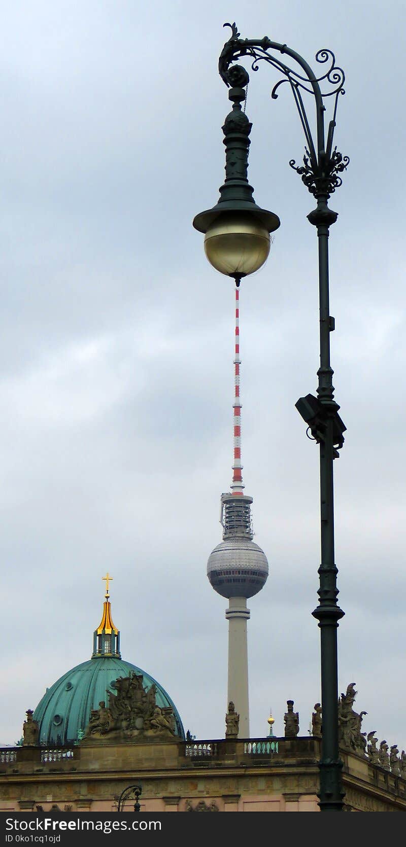 Light Fixture, Landmark, Sky, Street Light