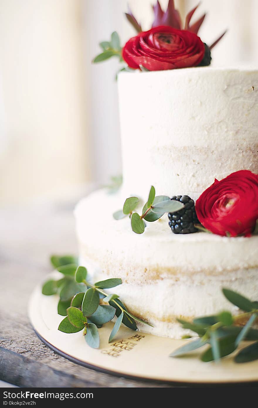 Close-Up Photography of Cake With Flower Decor