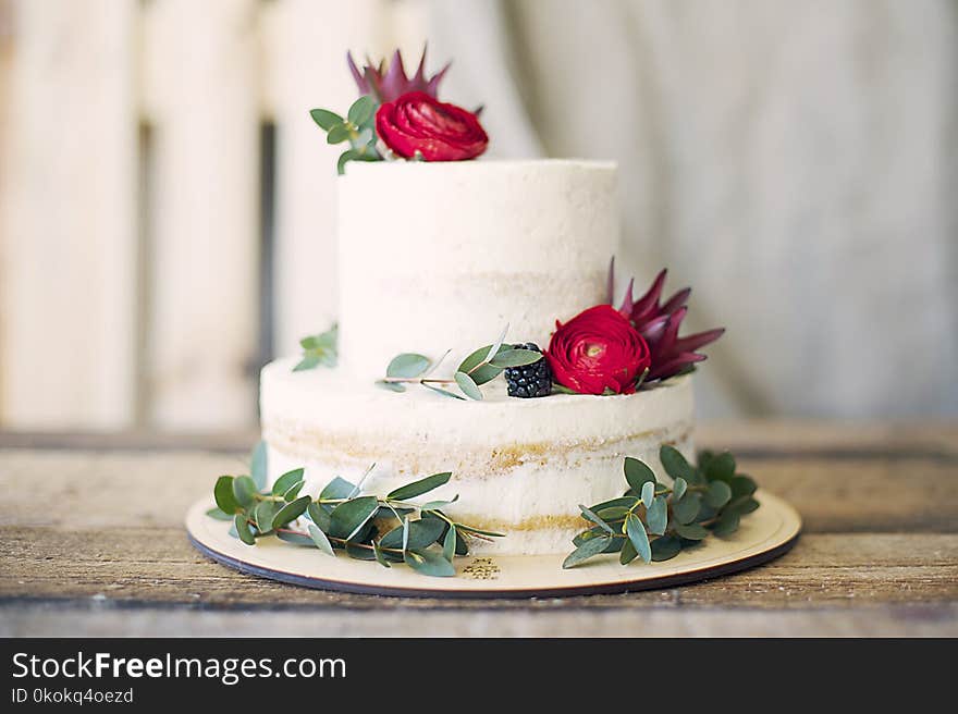 Close-Up Photography of Cake With Flower Decor