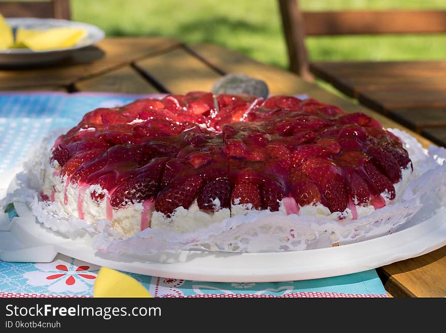 Dessert, Torte, Whipped Cream, Strawberry Pie