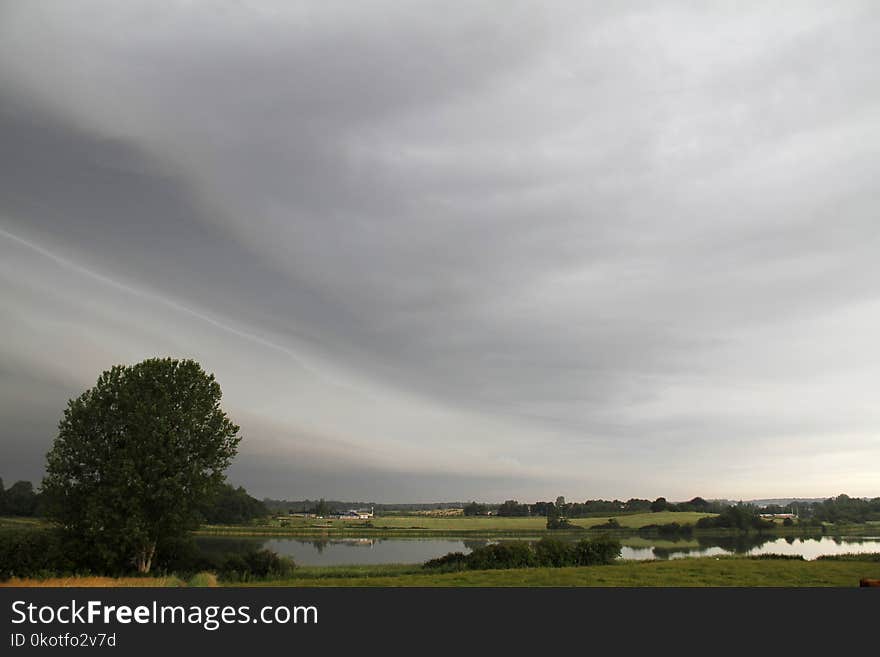 Sky, Cloud, Atmosphere, Horizon