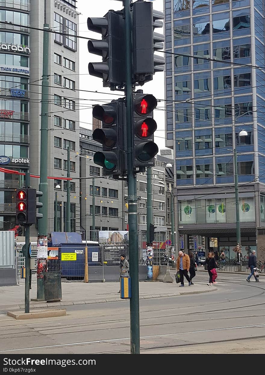 Traffic Light, Signaling Device, Metropolitan Area, Urban Area