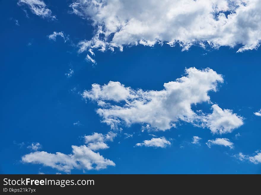 Sky, Cloud, Daytime, Blue