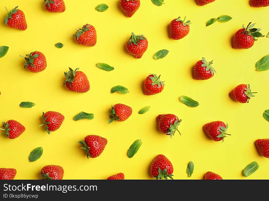 Flat lay composition with with tasty ripe strawberries