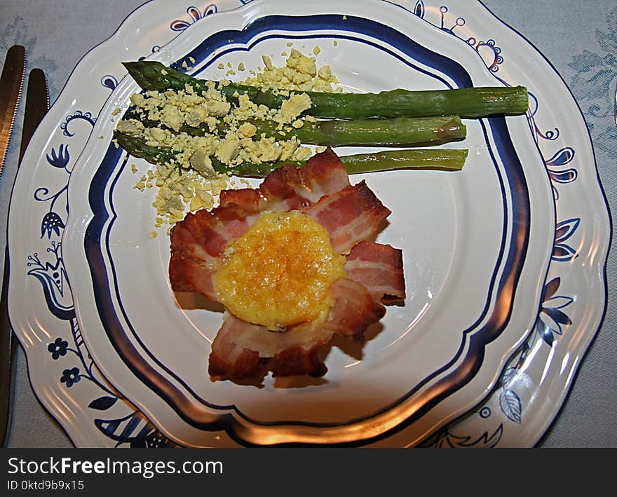 Egg bacon basket