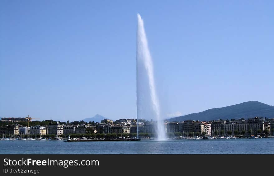 Water Feature, Fountain, Daytime, Sky