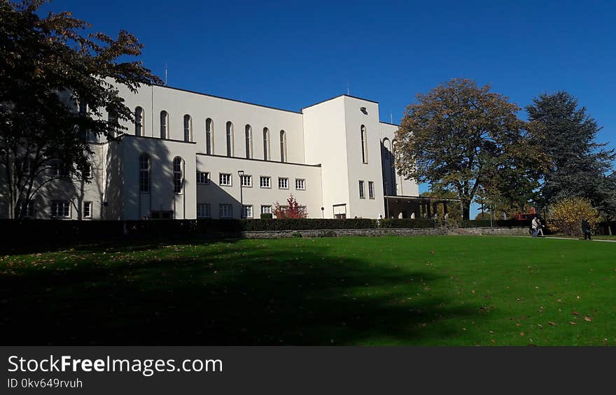 Landmark, Property, Building, Sky