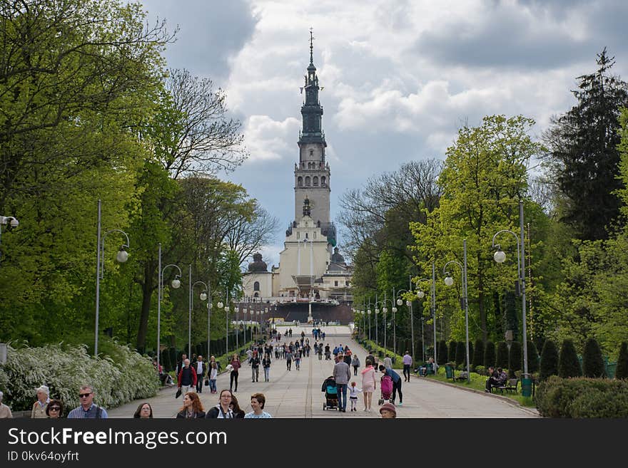 Landmark, Tree, Sky, Tourist Attraction