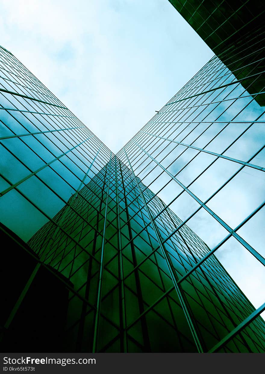 Green, Sky, Landmark, Structure