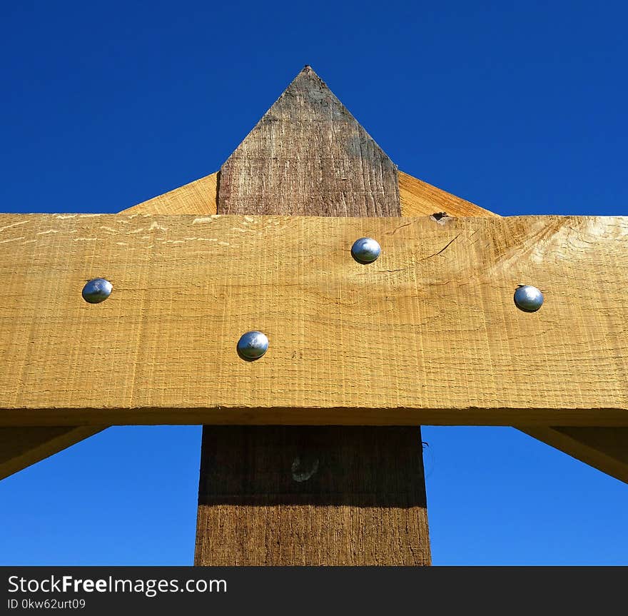 Sky, Landmark, Architecture, Wood