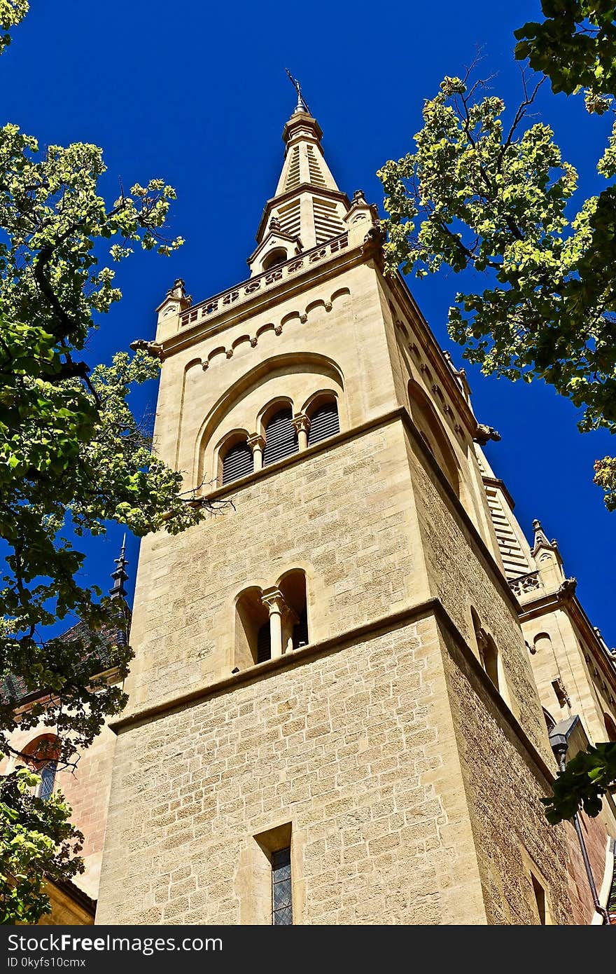 Sky, Landmark, Historic Site, Building