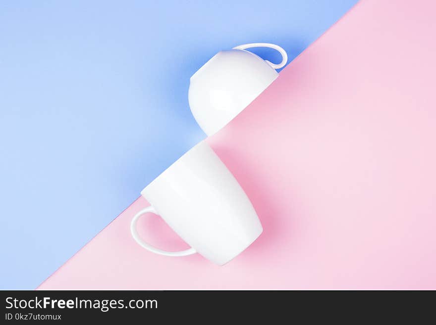 Geometric background with two cups.