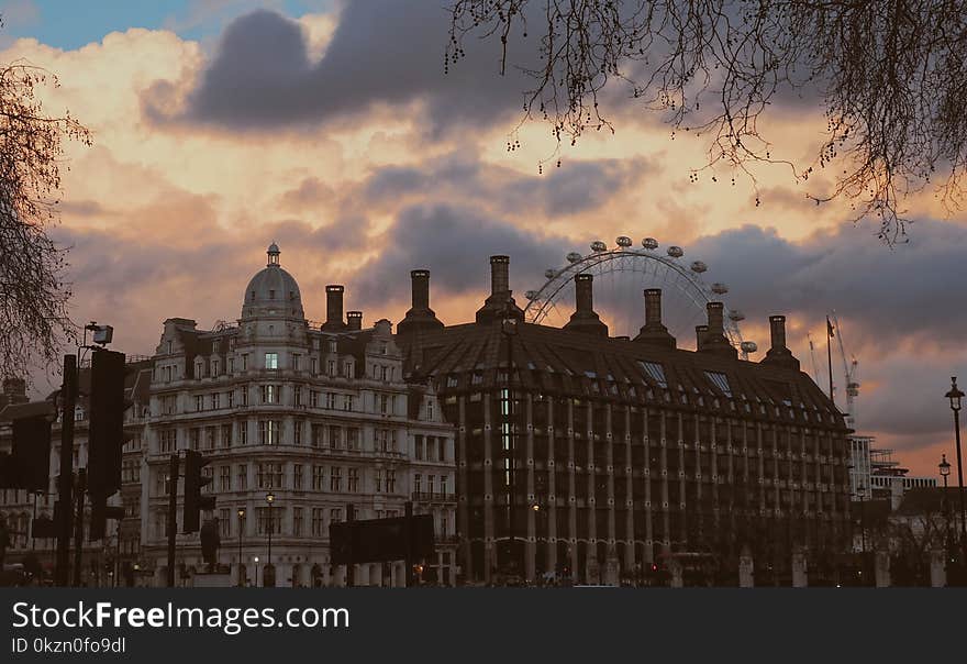 Sky, Landmark, Cloud, City