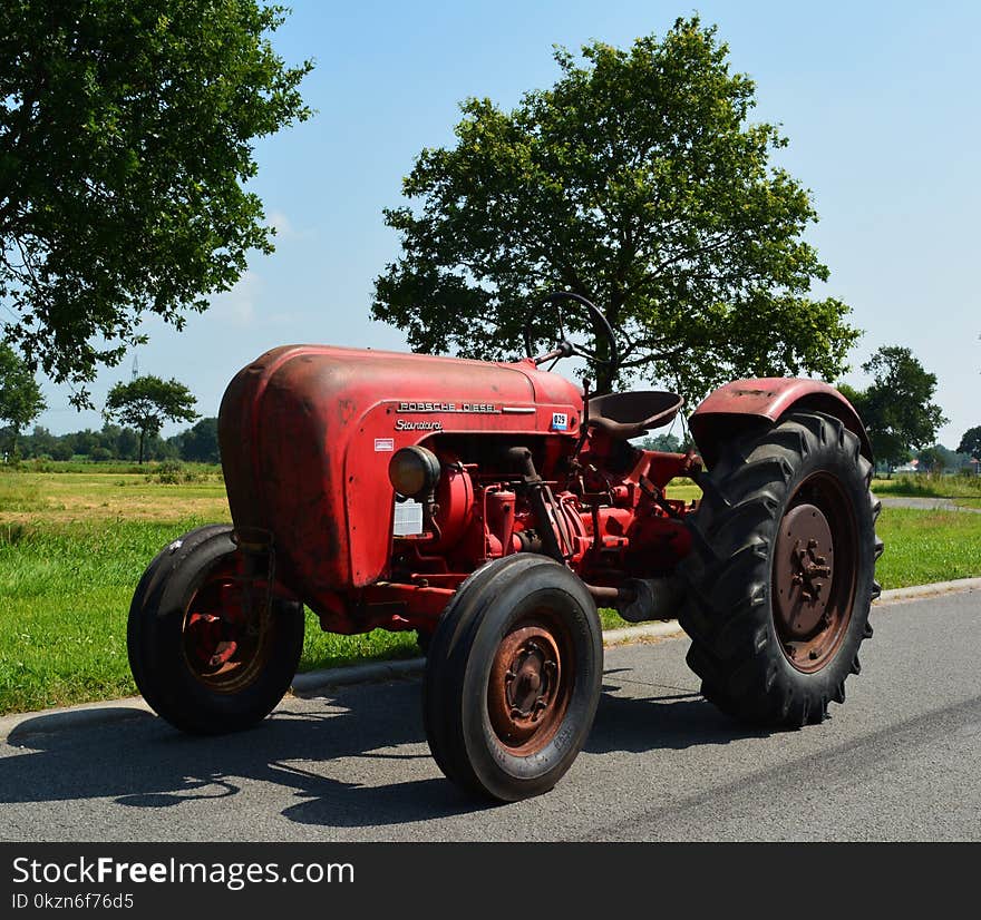 Tractor, Agricultural Machinery, Motor Vehicle, Car