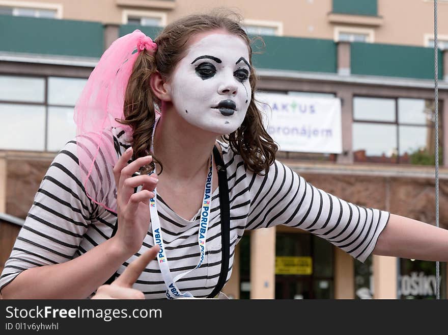 Girl, Mime Artist, Fun