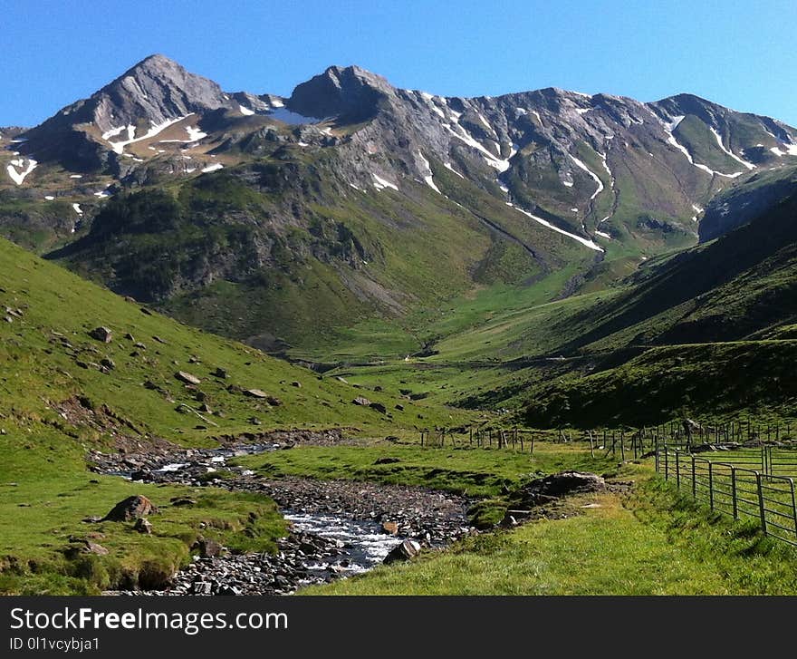 Highland, Mountainous Landforms, Mountain, Wilderness