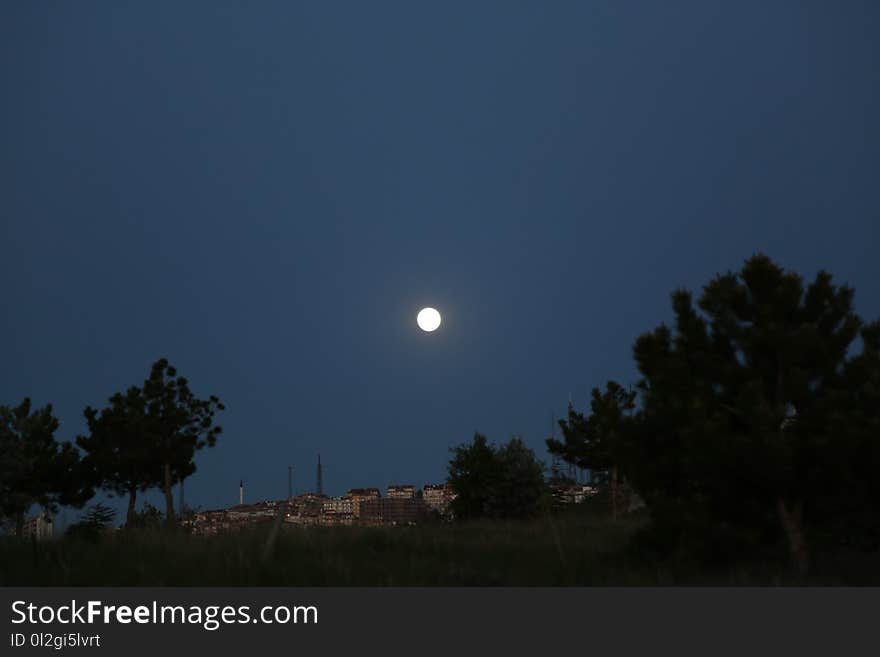 Sky, Moon, Atmosphere, Night