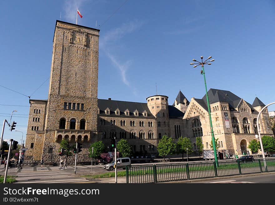 Landmark, Building, Medieval Architecture, Sky