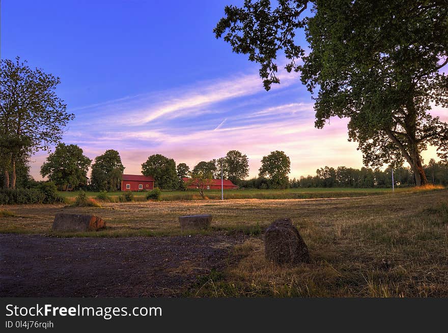 Photo of Barn during Dusk