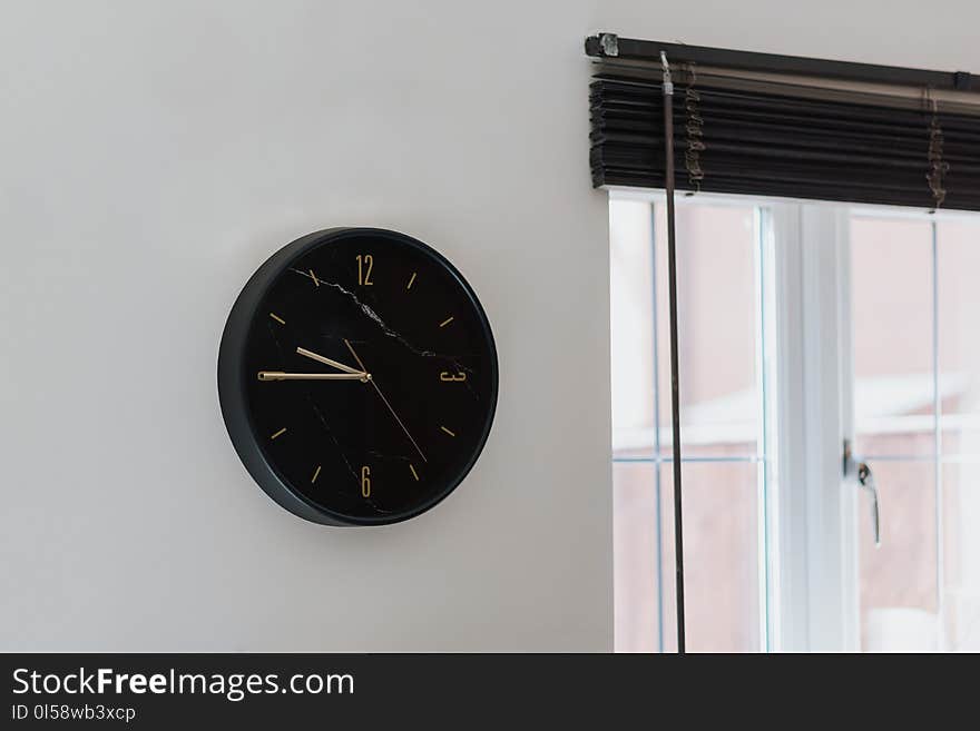 Round Black Steel Analog Wall Clock