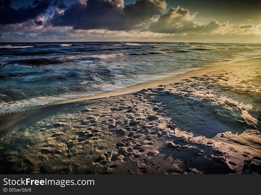 Sea, Sky, Body Of Water, Ocean