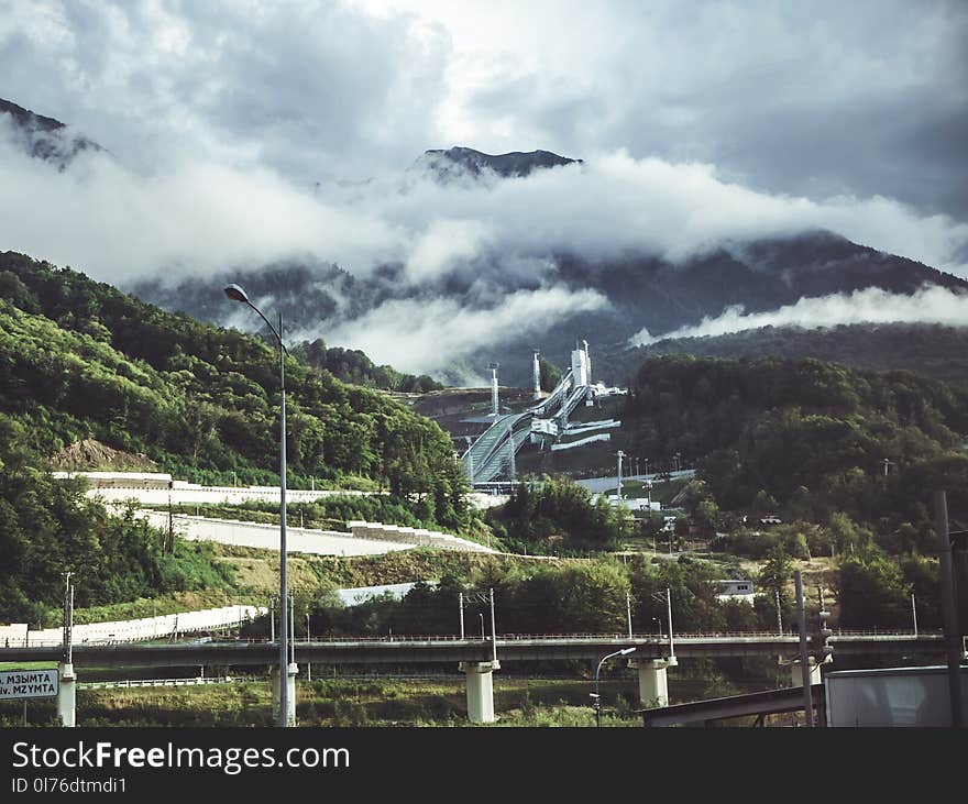 Green Mountain Under White Clouds