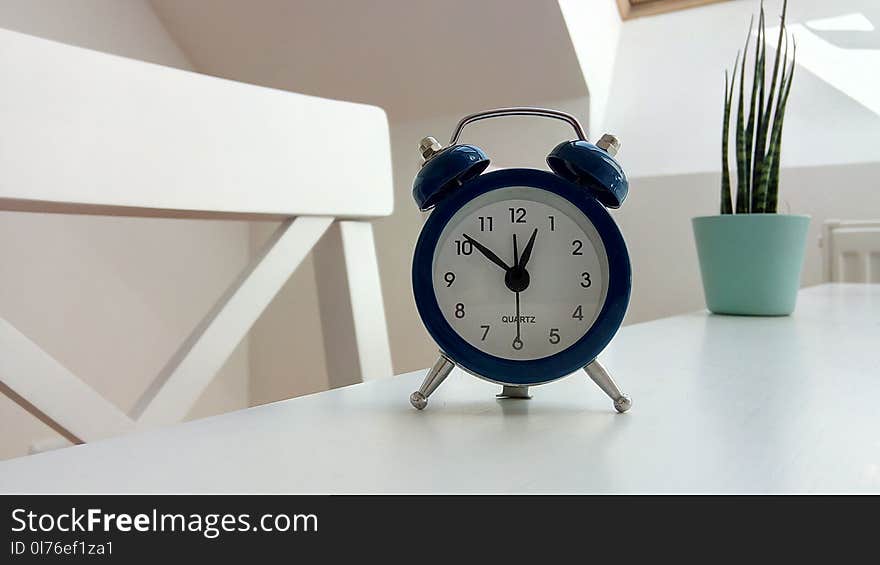 Round Black Alarm Clock