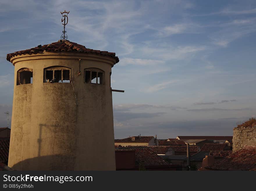 Sky, Landmark, Historic Site, Tower