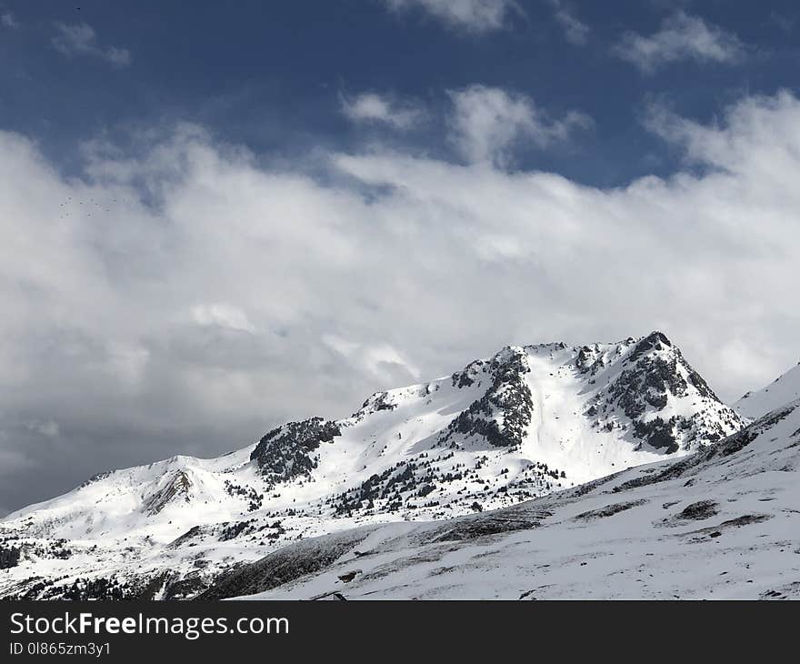 Sky, Mountainous Landforms, Cloud, Mountain Range