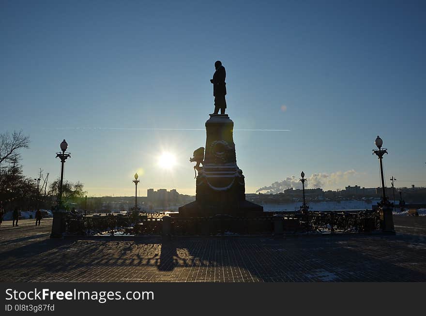 Monument, Statue, Landmark, Sky