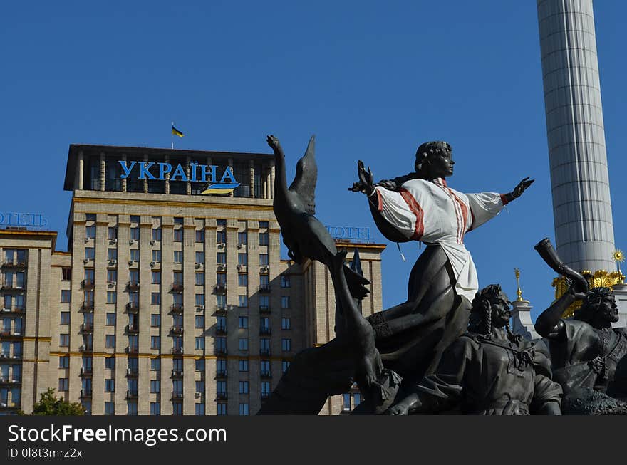 Statue, Landmark, Monument, Sky