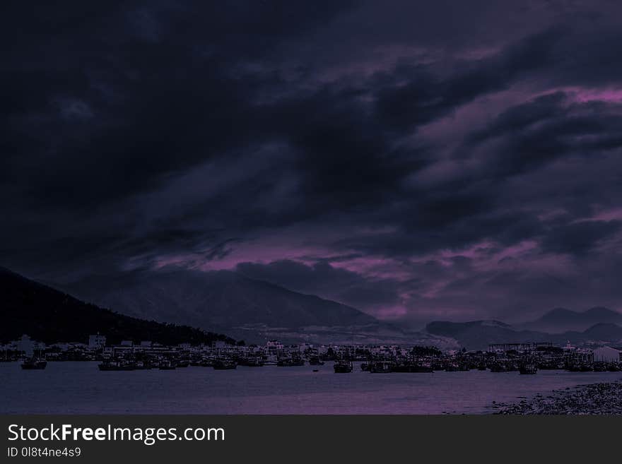 Sky, Atmosphere, Cloud, Geological Phenomenon