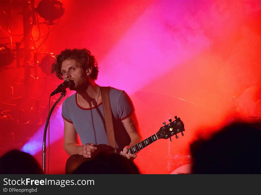 Guitarist, Singing, Stage, Concert