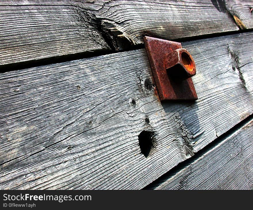 Wood, Wood Stain, Metal, Roof