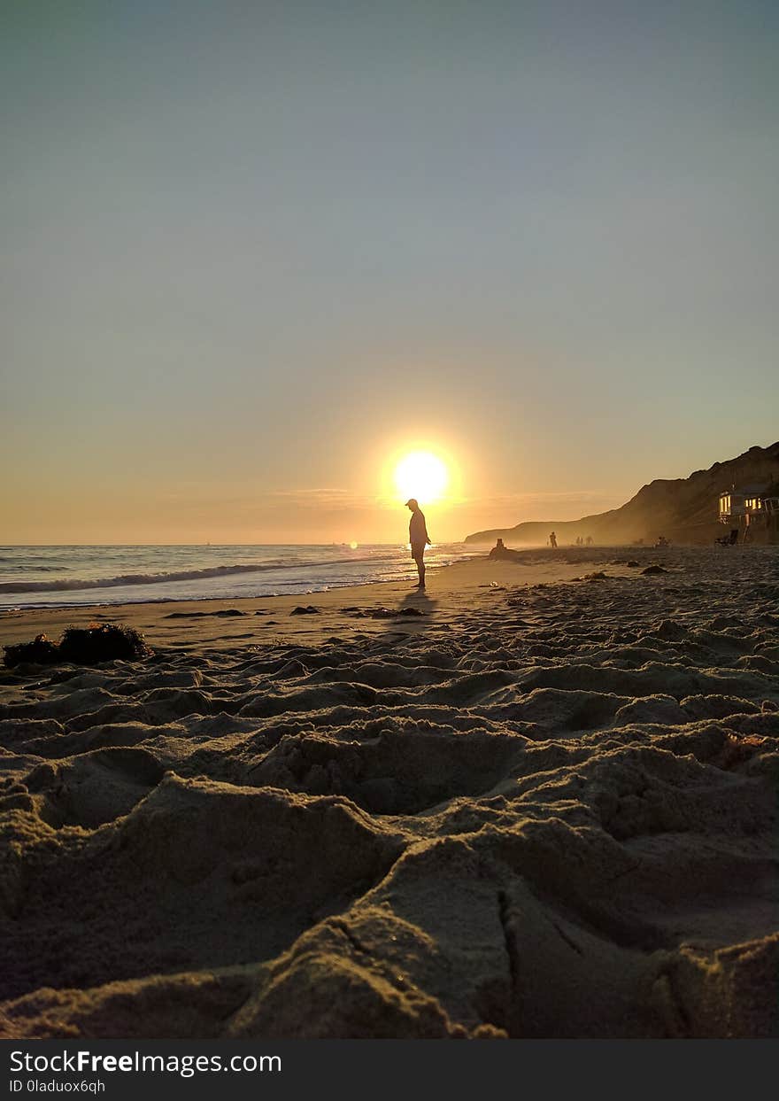 Sea, Body Of Water, Sun, Sky