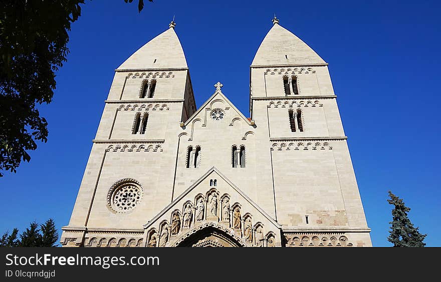 Medieval Architecture, Historic Site, Landmark, Building