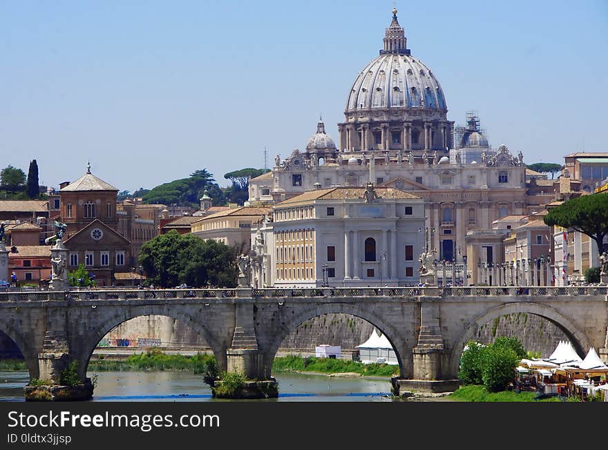 Landmark, Waterway, Tourist Attraction, City